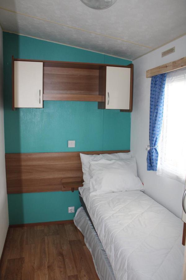 Mobil-Home Spatieux 8Pers - Brume Сен-Жульєн-ан-Борн Екстер'єр фото